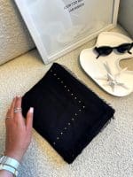 شال پرچ مزونی مشکی - Image 2