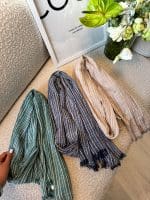 شال راه راه مینیمال - Image 4