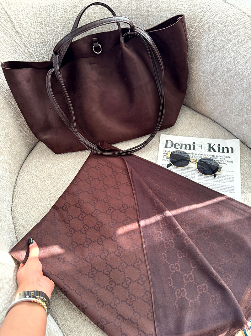 IMG_3319 شال ژاکارد طرح برند - Image 1