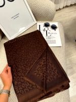 شال ژاکارد طرح برند - Image 7