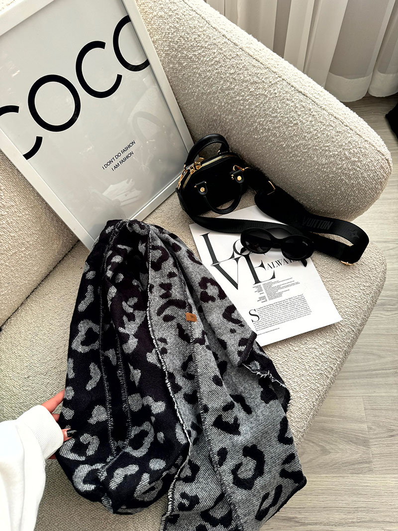 شال پلنگی دو رو