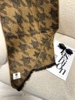 بیگ اسکارف پیچازی عسلی - Image 2