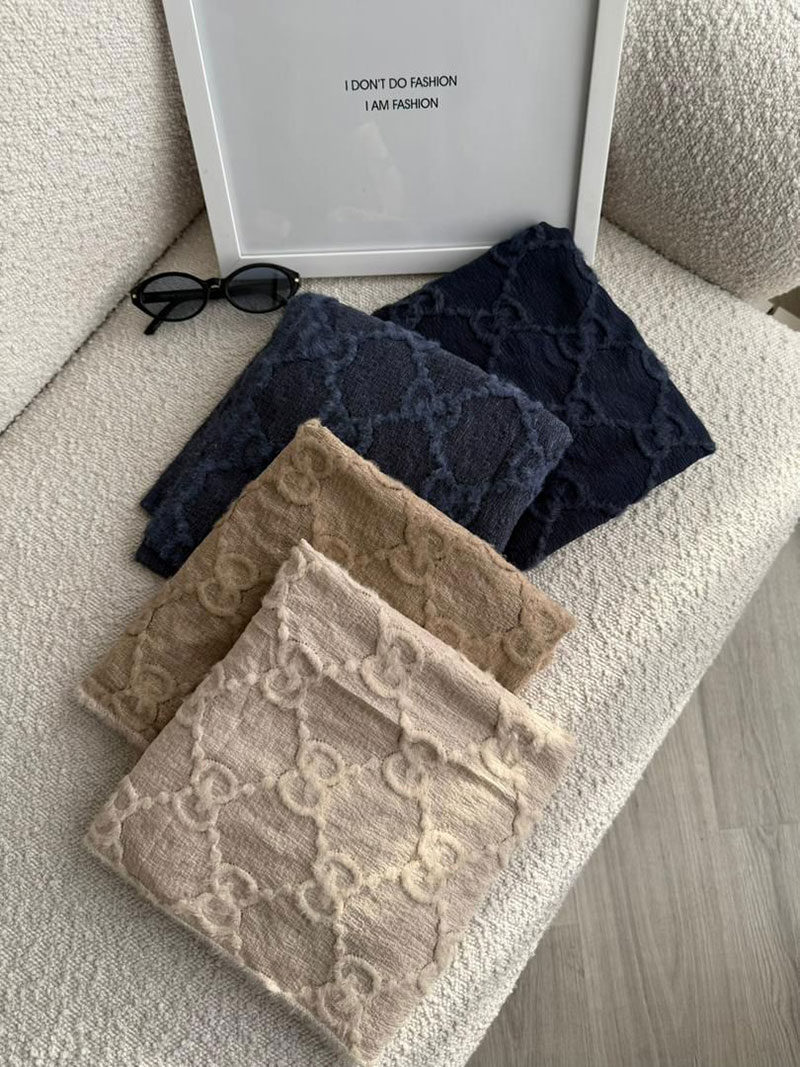 شال گوچی پاییزه