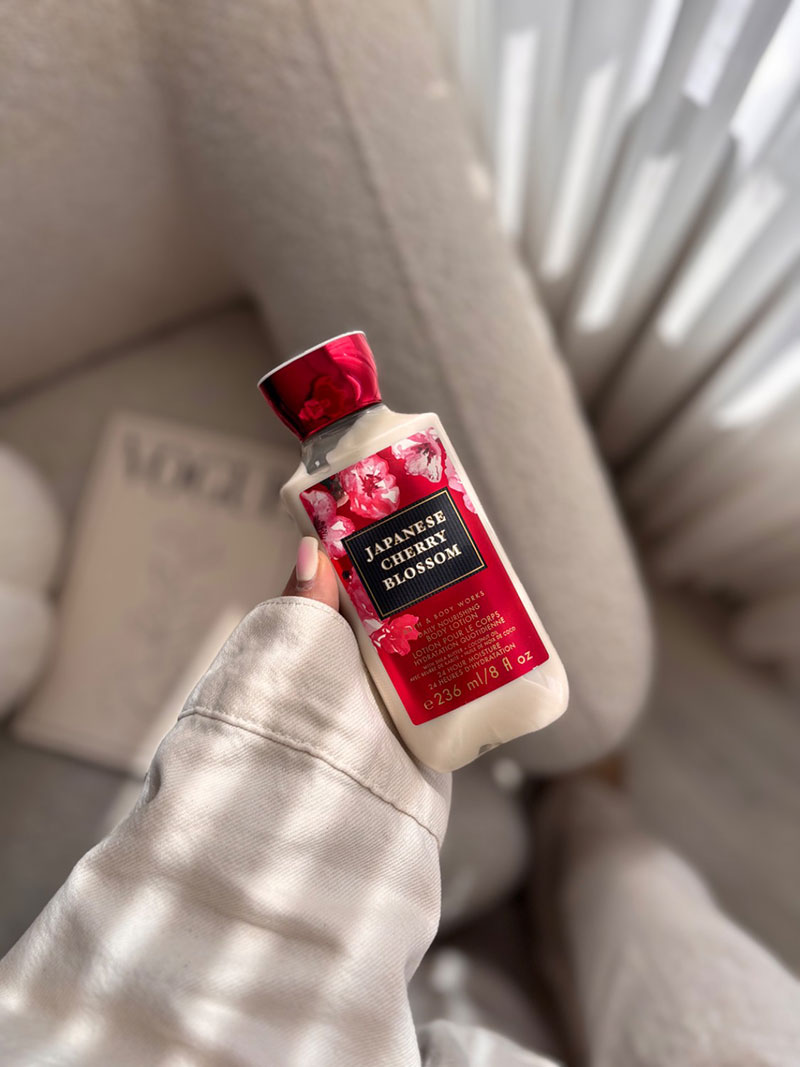 BATH&BODY رایحه Japanese cherry