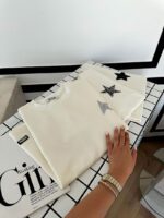 تیشرت سفید نیمچه ستاره نقره ای