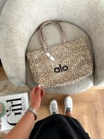 کیف ورزشی alo کد 3060