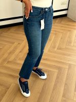 شلوار جین بوتکات ZARA